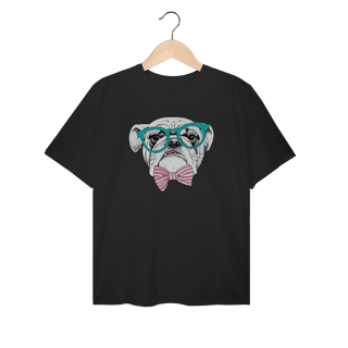 Camiseta Plus Size Bulldog Inglês de Óculos e Gravatinha