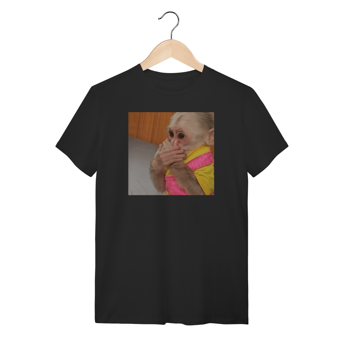 Camiseta Macaquinho fofo