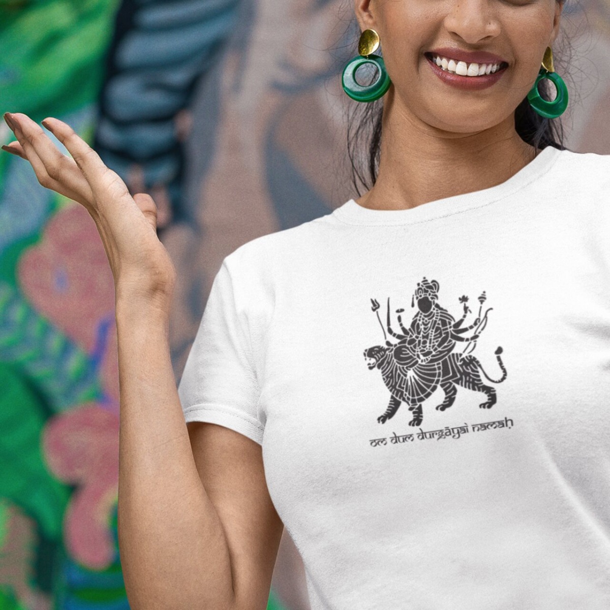 Nome do produto: Camiseta de Yoga – Durga Navaratri Shakti Baby Long