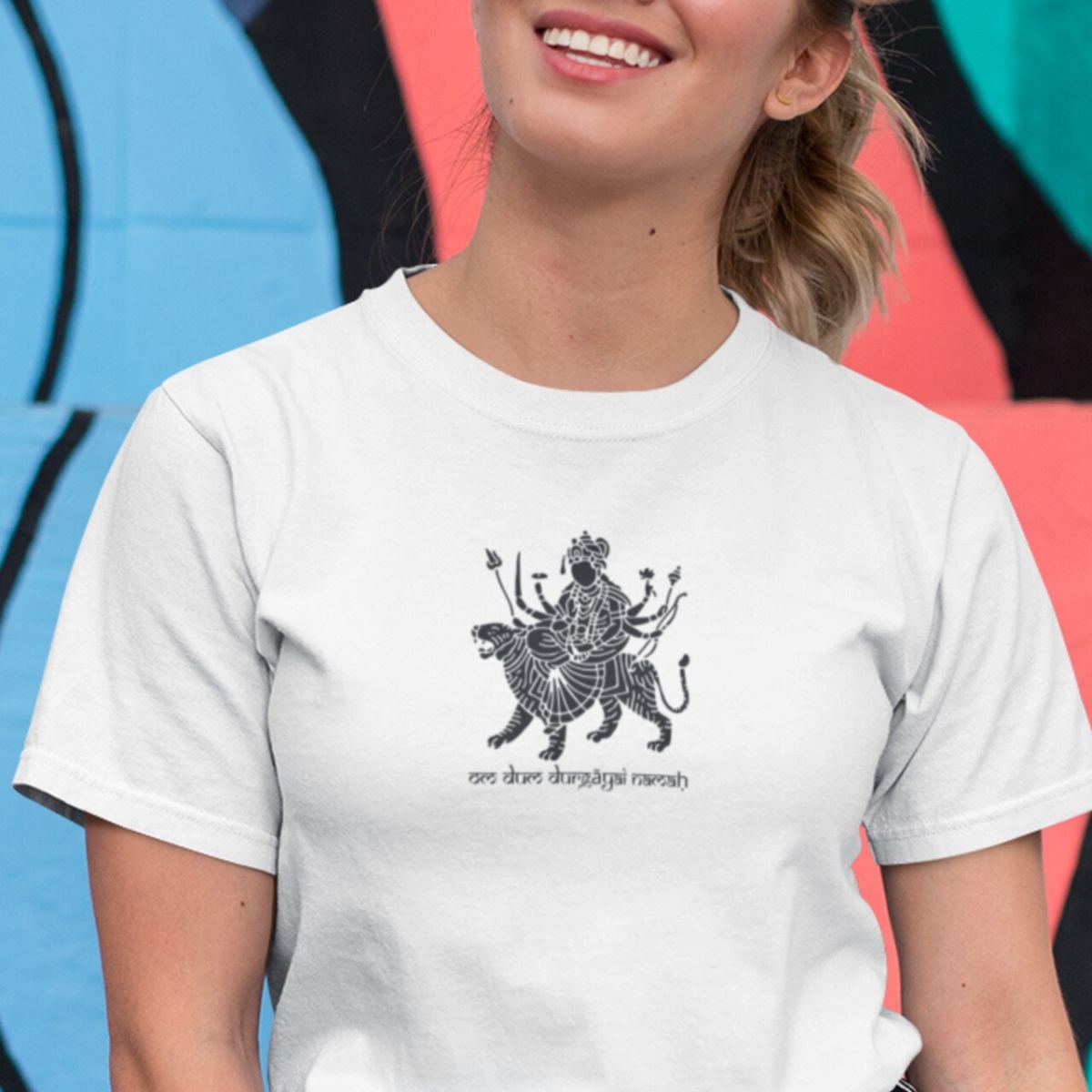 Nome do produto: Camiseta de Yoga – Durga Navaratri Shakti Tradicional