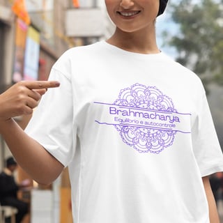 Camiseta Yoga Oversized Brahmacharya, Foque no Essencial 