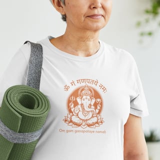 Camiseta Yoga Tradicional - Sabedoria e Prosperidade de Ganesha