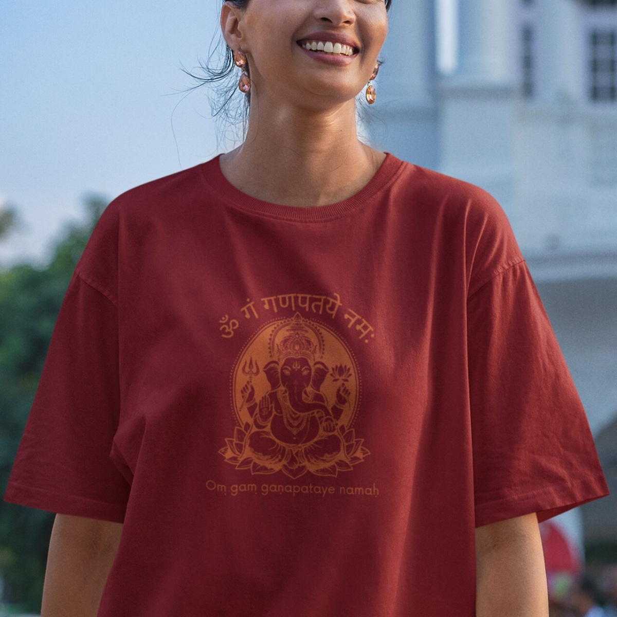 Camiseta Yoga Oversized - Sabedoria e Prosperidade de Ganesha