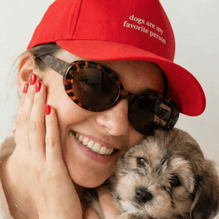 Boné Americano dog is my favorite person