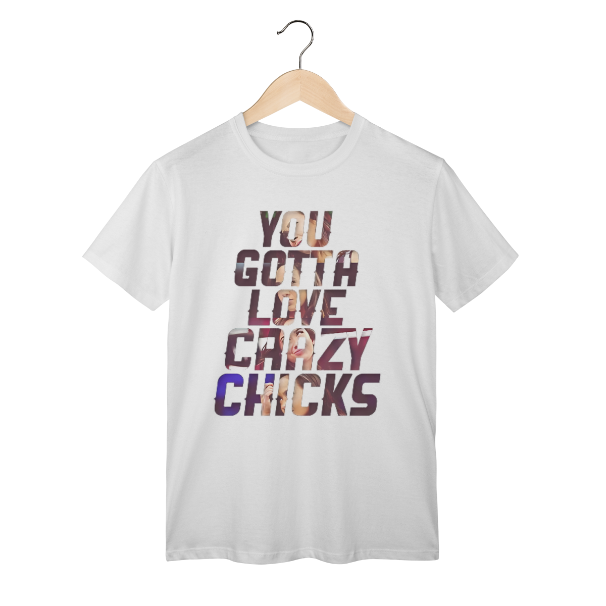 Nome do produto: Camiseta - AJ Lee - You gotta love crazy chicks