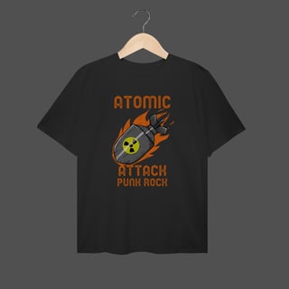 Camiseta Plus Size | Atomic Attack - Punk Rock