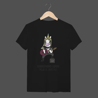 Camiseta Quality | Unicorns Love Black Metal