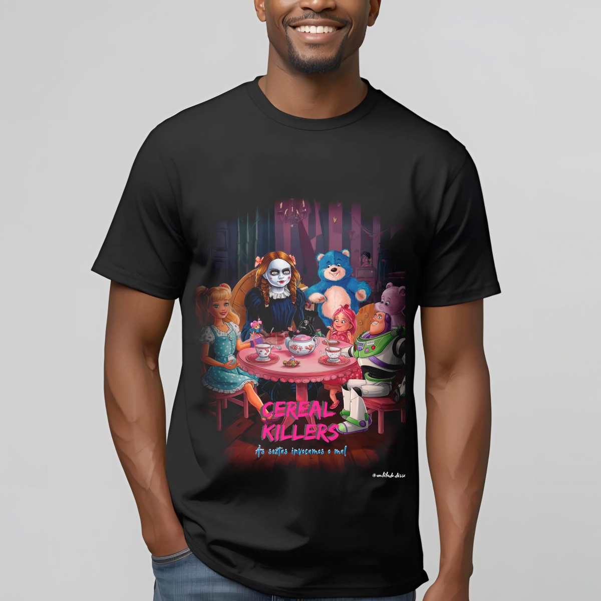 Nome do produto: Camiseta Cereal Killers - Às sextas invocamos o mal