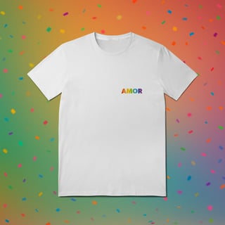 Camiseta  AMOR - Coleção Orgulho (estampa lateral)