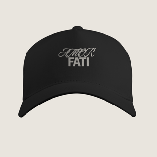 BONÉ AMOR FATI