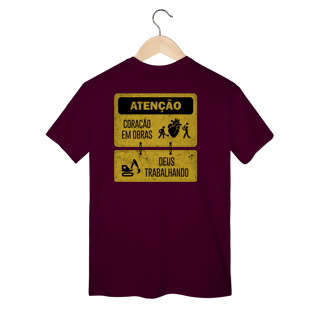 Camiseta Classic - Coração em Obras