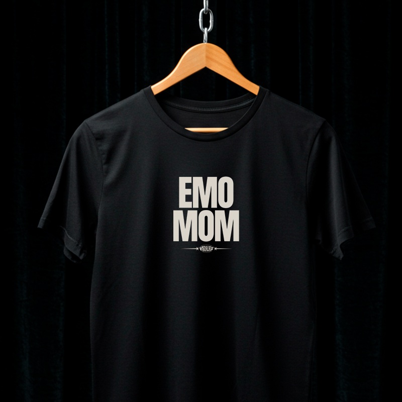 Camiseta Emo Mom