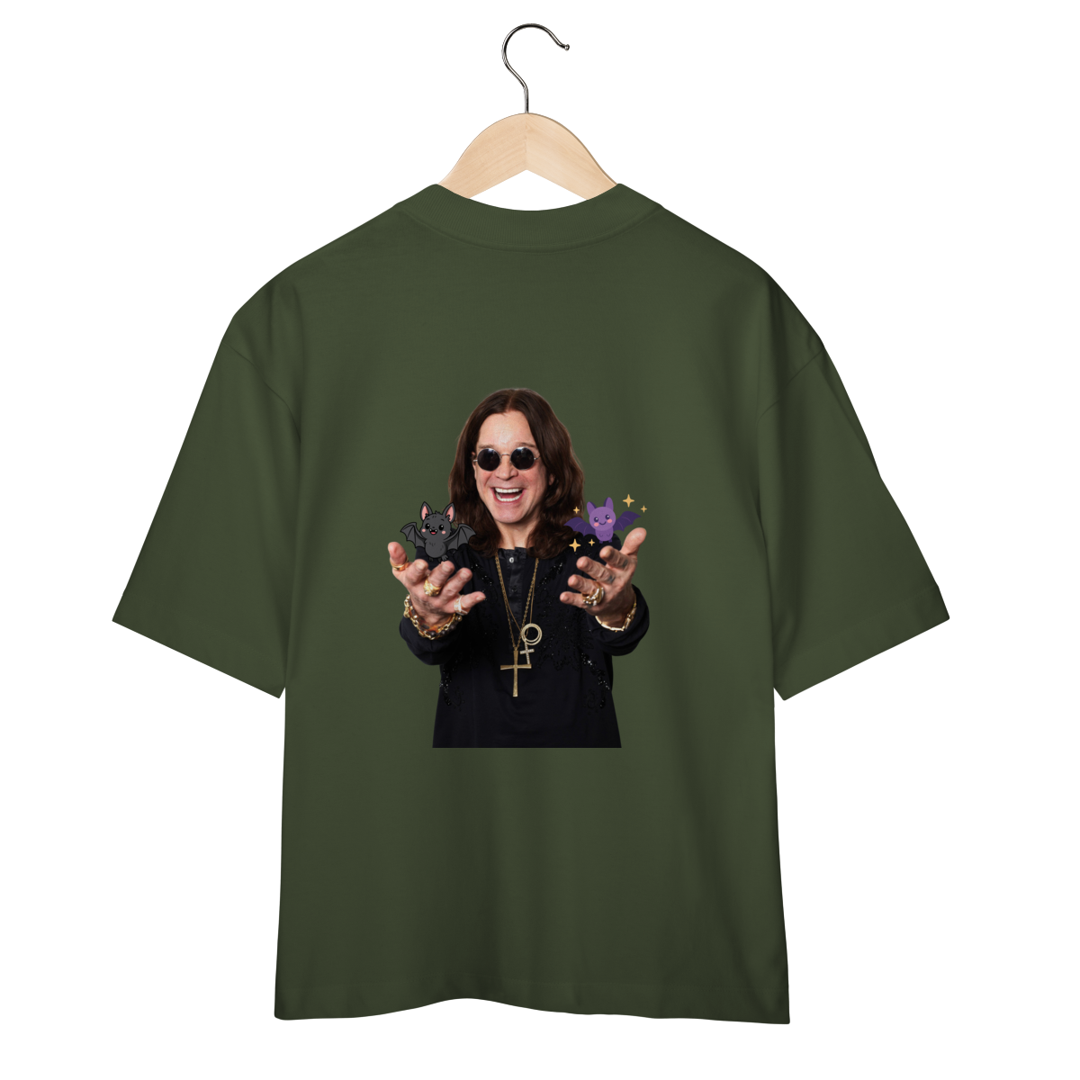 Ozzy segurando morcegos - oversised