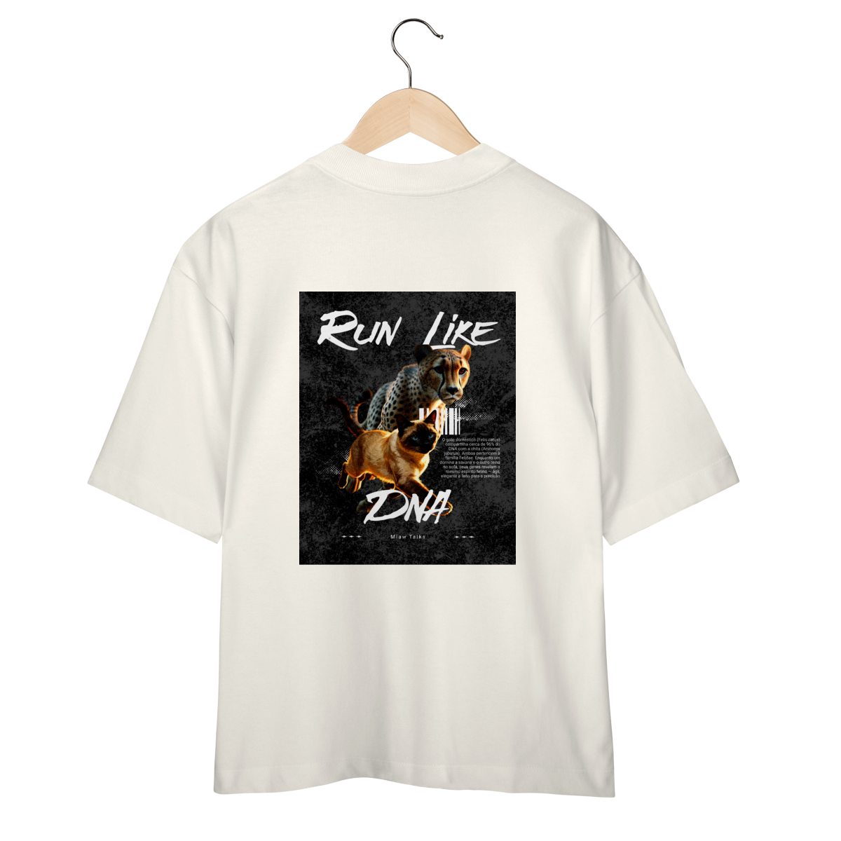 Nome do produto: Camiseta Oversized - Run Like DNA