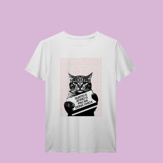 Camiseta 100% algodão - Surtei 