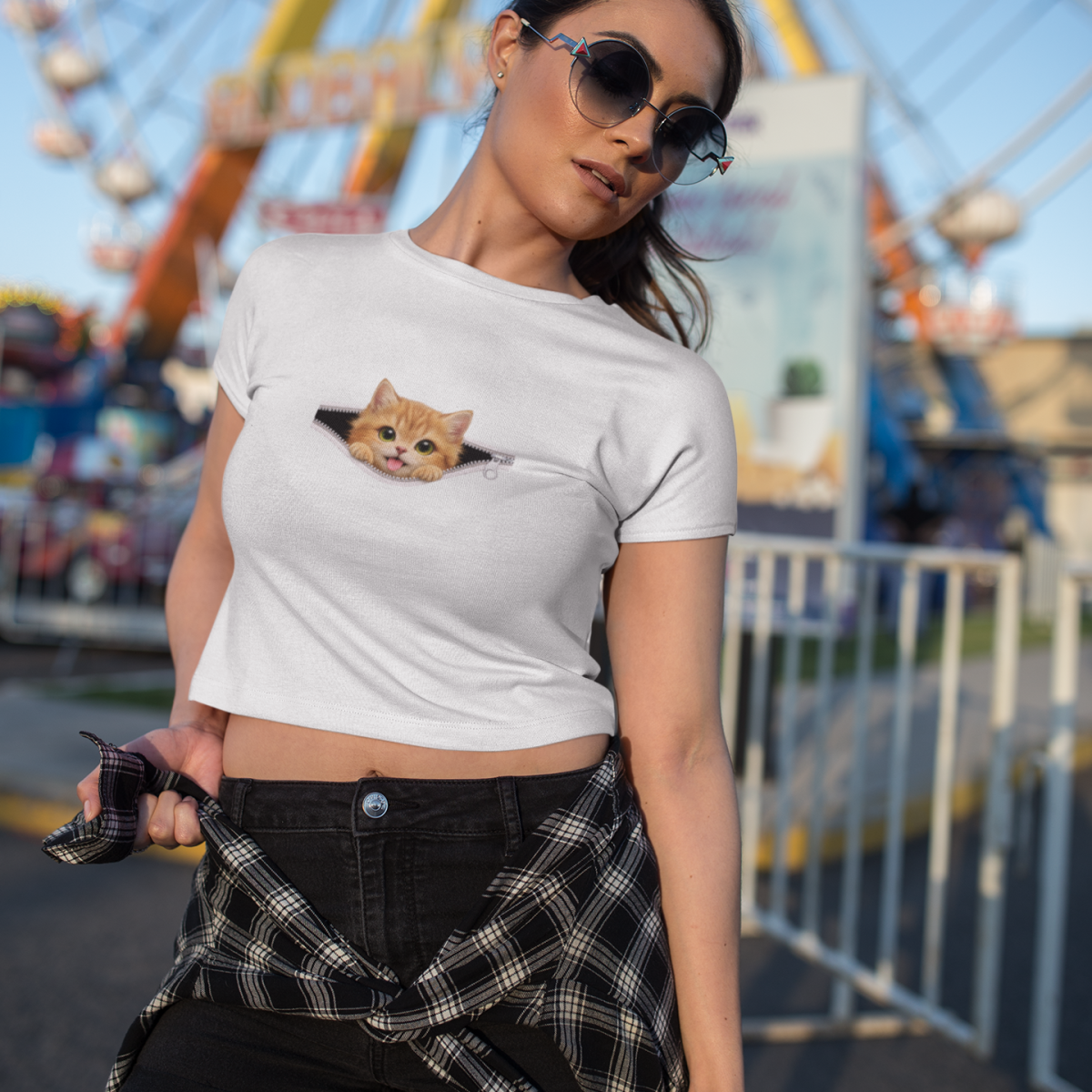 Cropped ZIP PETS –  Cute Orange Kitten