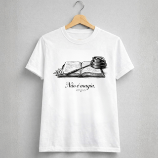 Camiseta Baby Long Feminina BRUMI – Não é Magia (BK027)