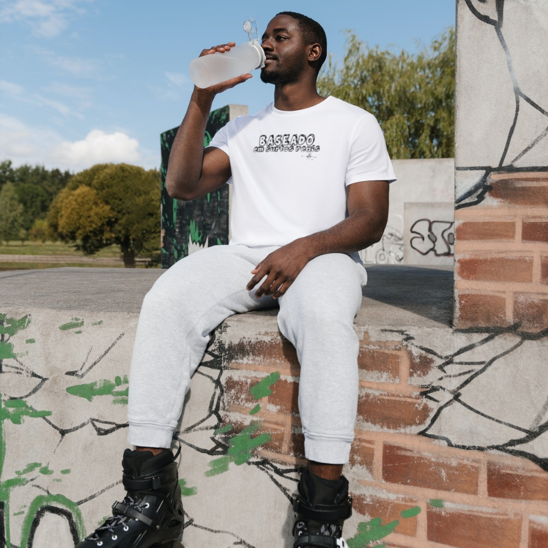 Nome do produto: Baseado em surtos reais (Camiseta quality) LP