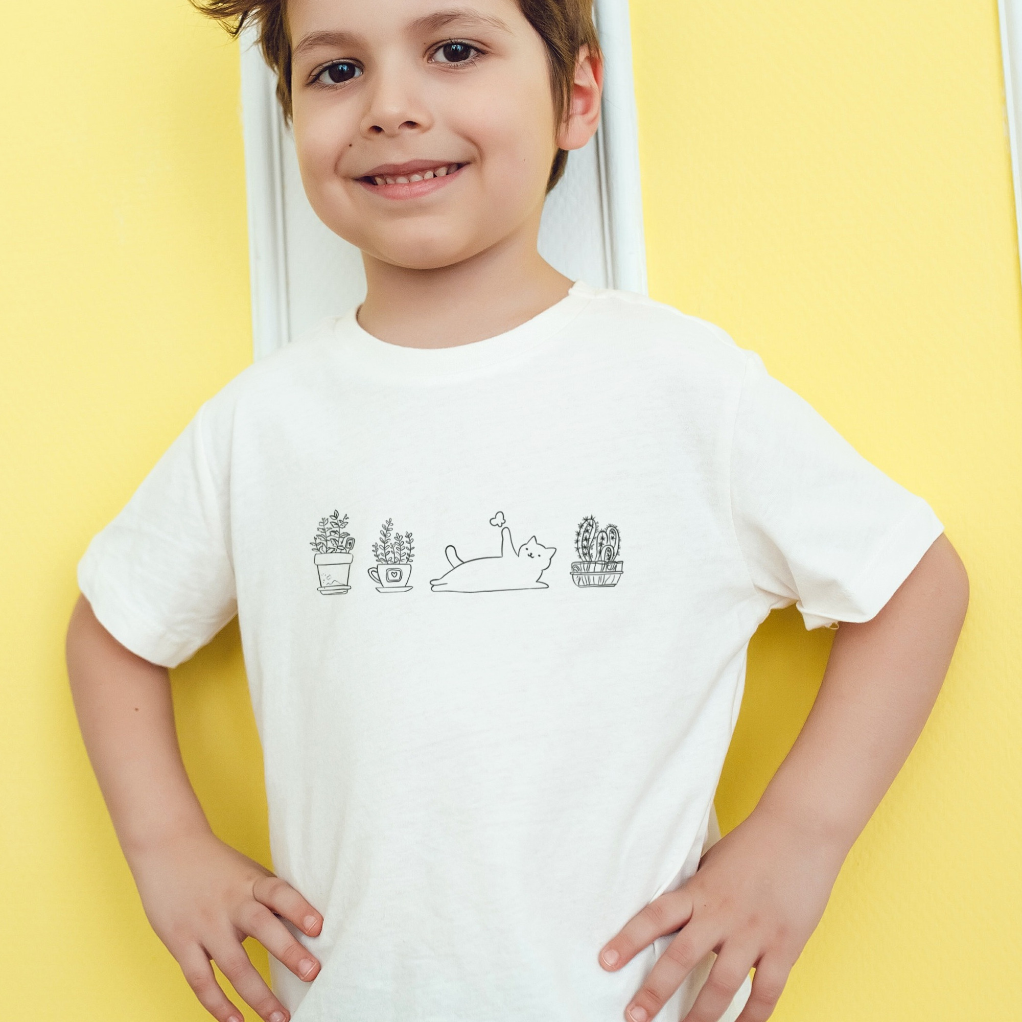 Nome do produto: Camiseta Infantil Gatos e Plantas Branca