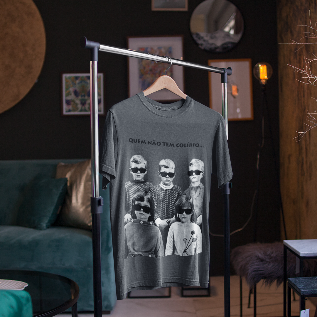 Nome do produto: T-Shirt Estonada Quem Não Tem Colírio...
