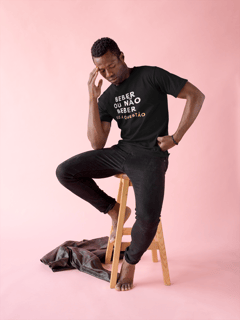 Camiseta Masculina Buteco - Beber ou não beber eis a questão