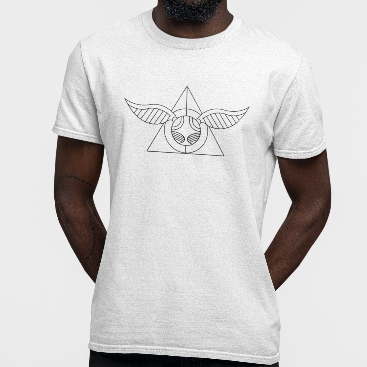 Nome do produto: Pomo de ouro - Camiseta