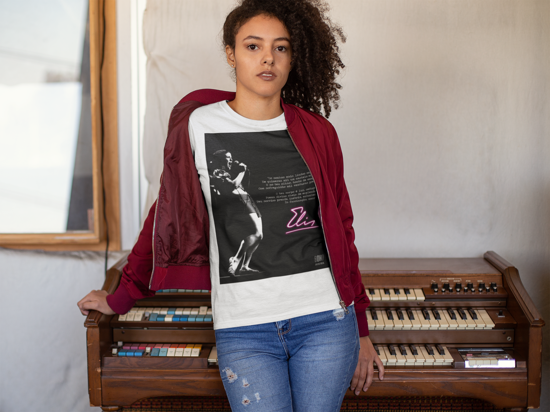 Nome do produto: Camisa Branca Elis Regina