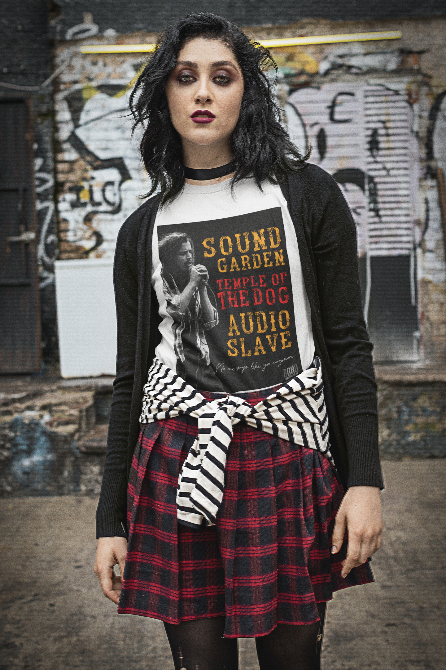 Nome do produto: Baby Long Branca Chris Cornell