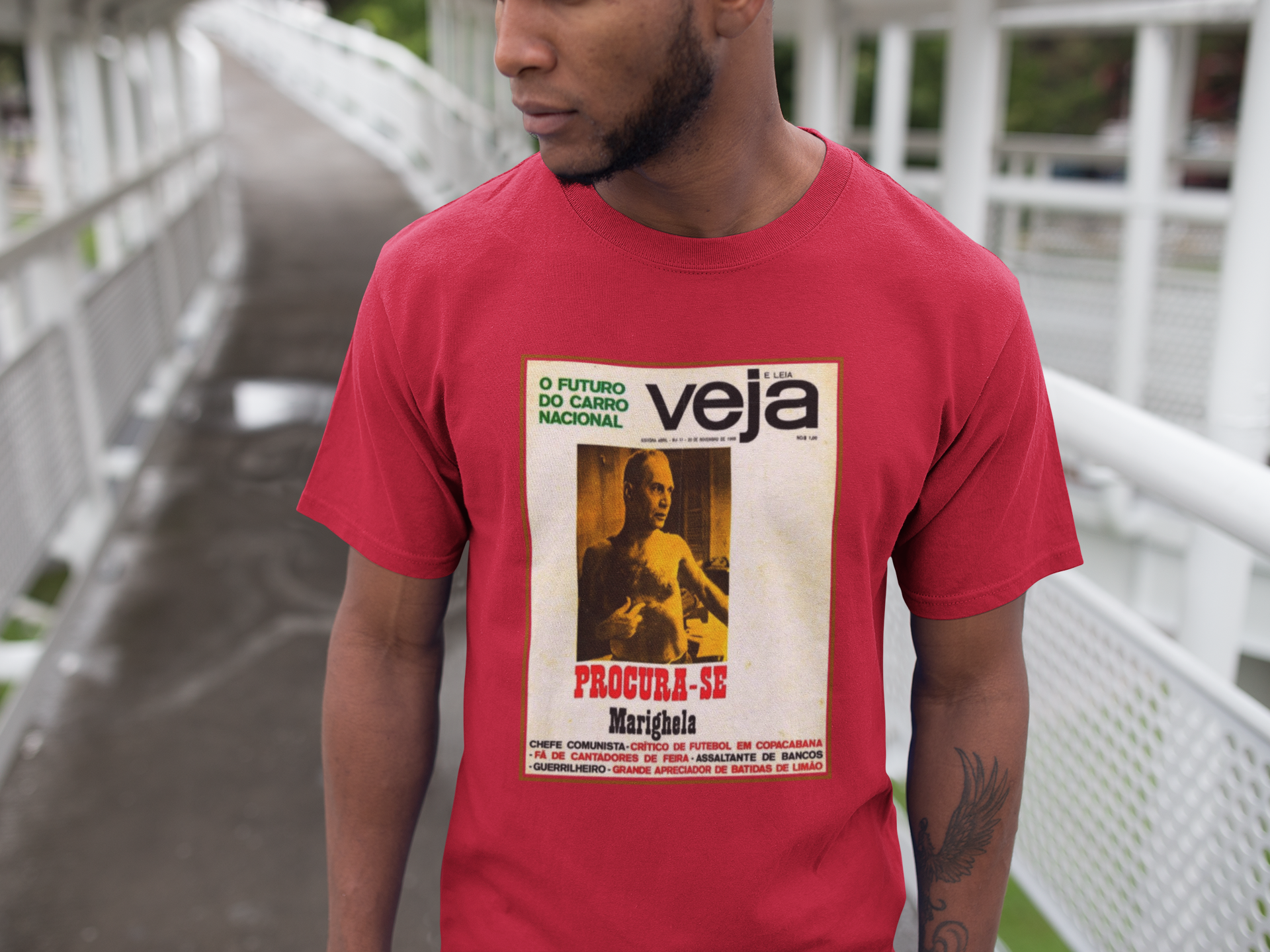 Nome do produto: Camisa Vermelha Estonada Marighella