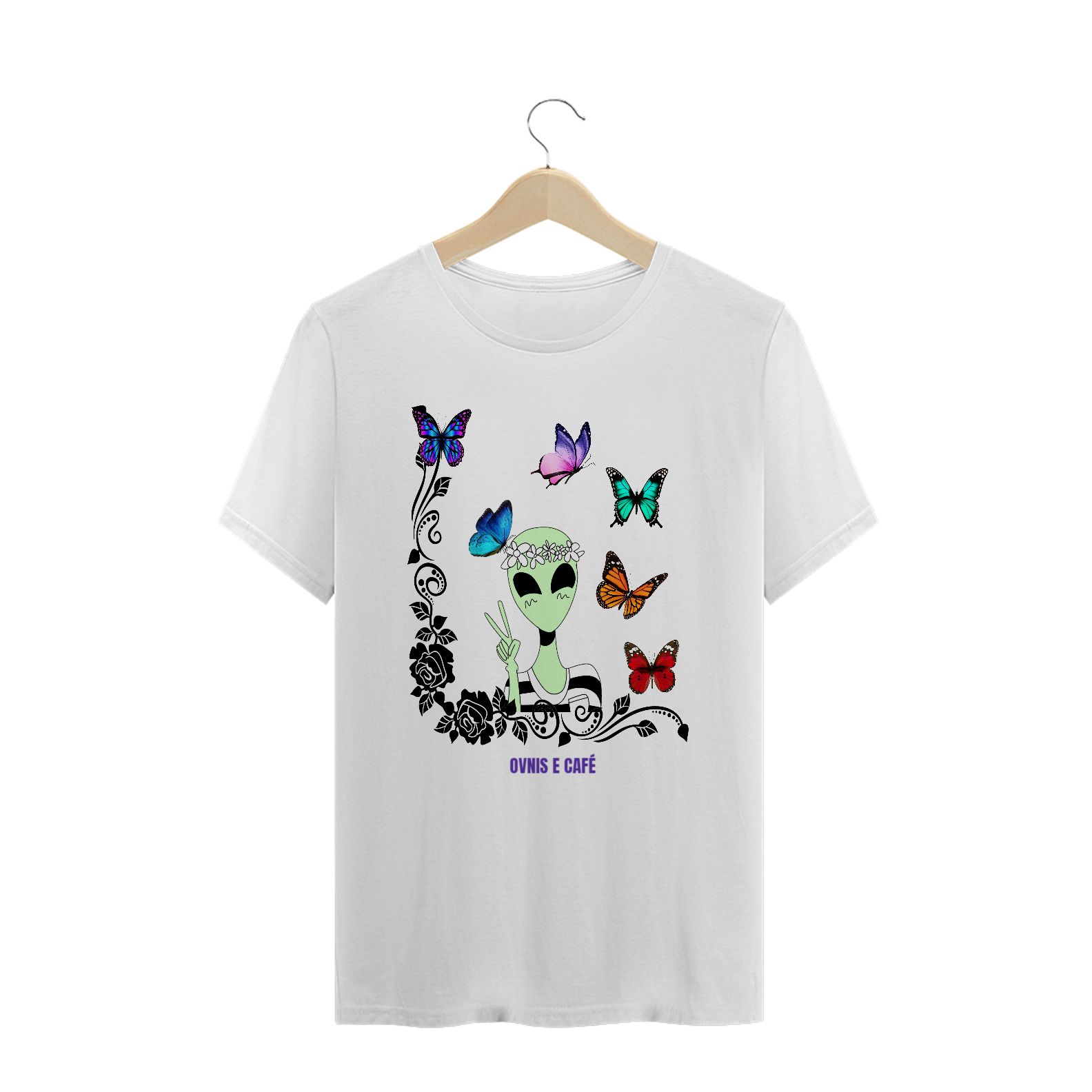 Nome do produto: Camisa Aliens e Flores