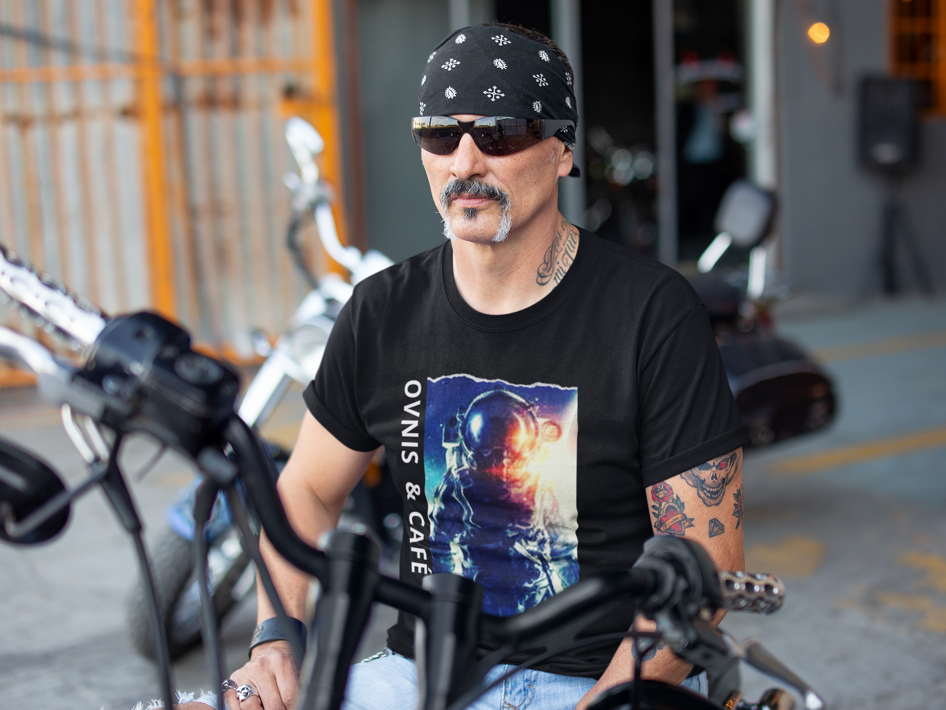 Nome do produto: Camisa Ovnis e cafe