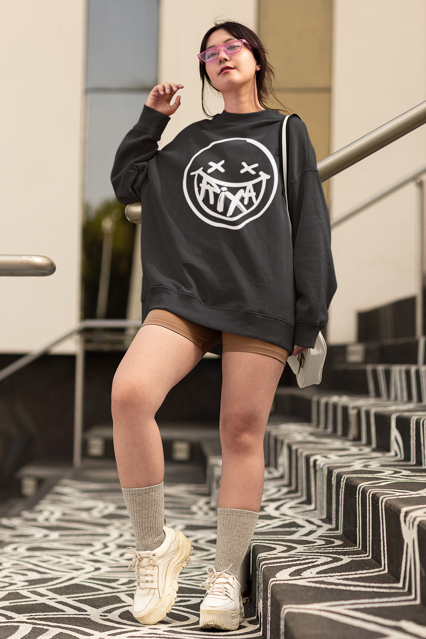 Nome do produto: Moletom Simples - Smile Branco