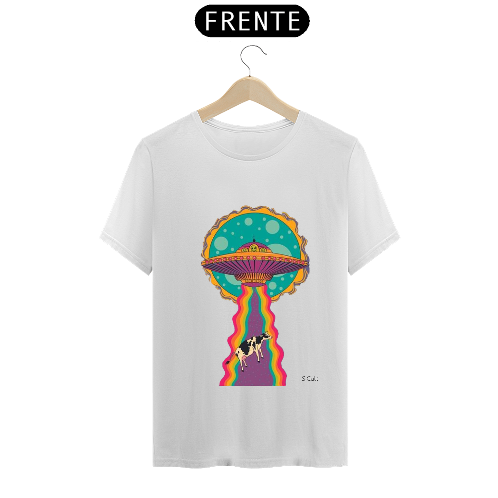Nome do produto: T-Shirt - Coleção Estampas Psicodélicas - Vaca sendo abduzida 