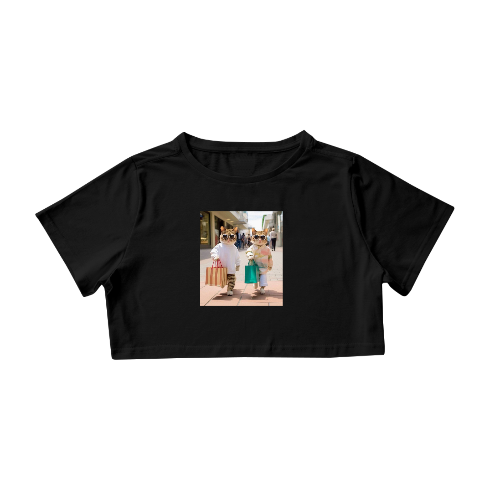 Nome do produto: Camiseta Cropped Gatos Fazendo Compras
