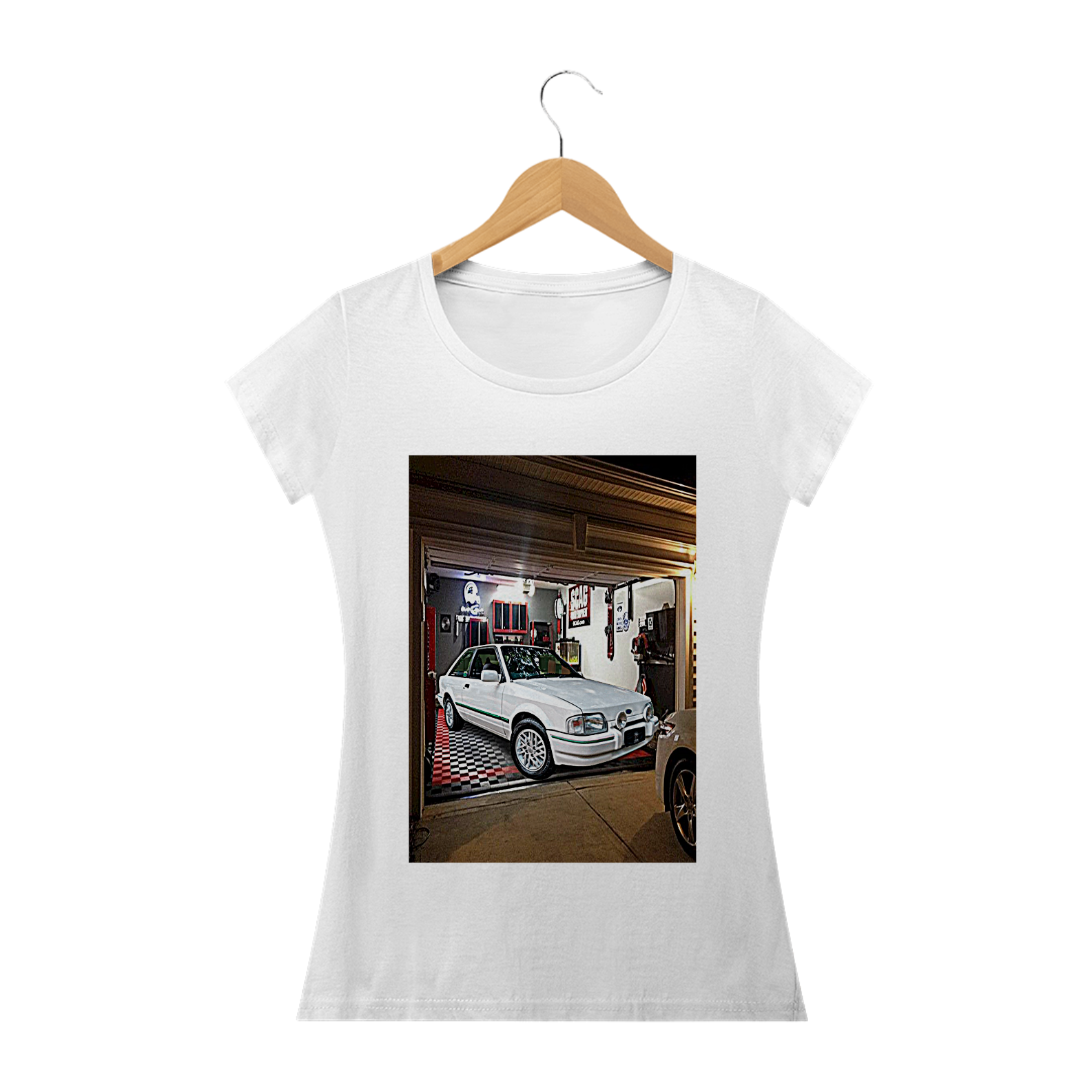 Nome do produto: Camiseta Escort Feminina