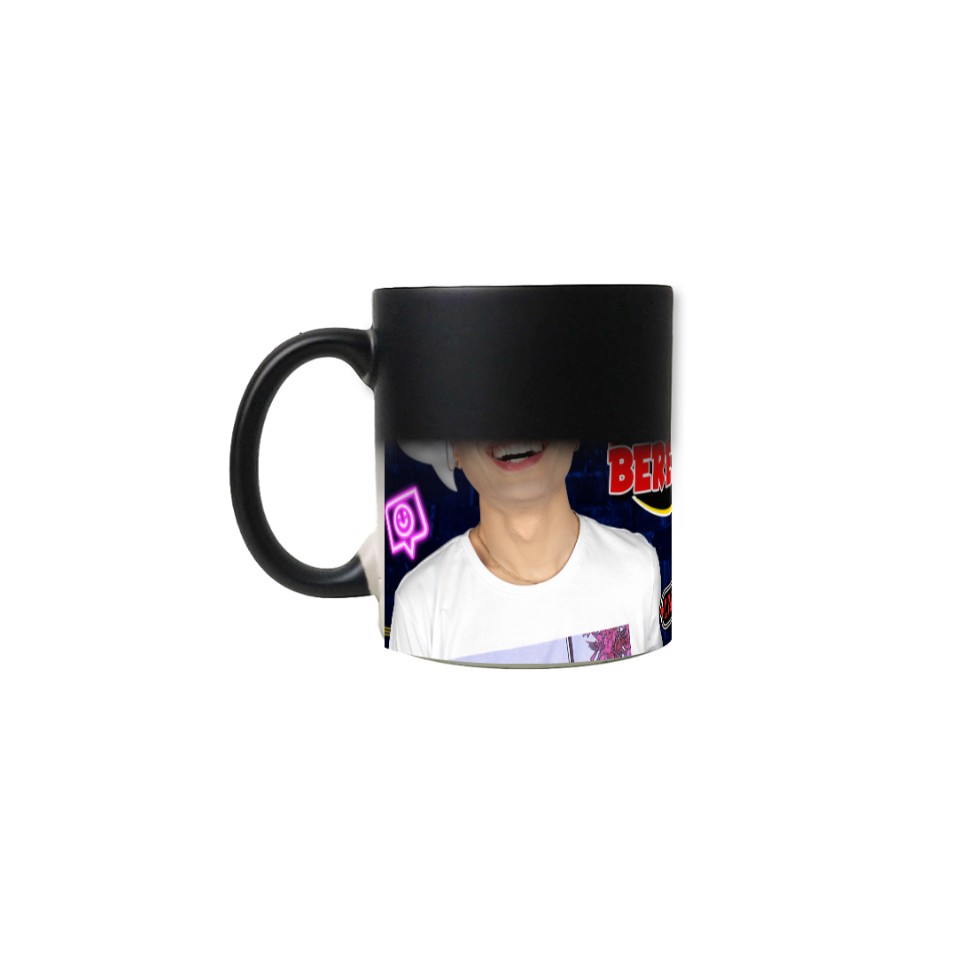 Caneca Mágica Acorda, Berenice! com Kah e Gabs 