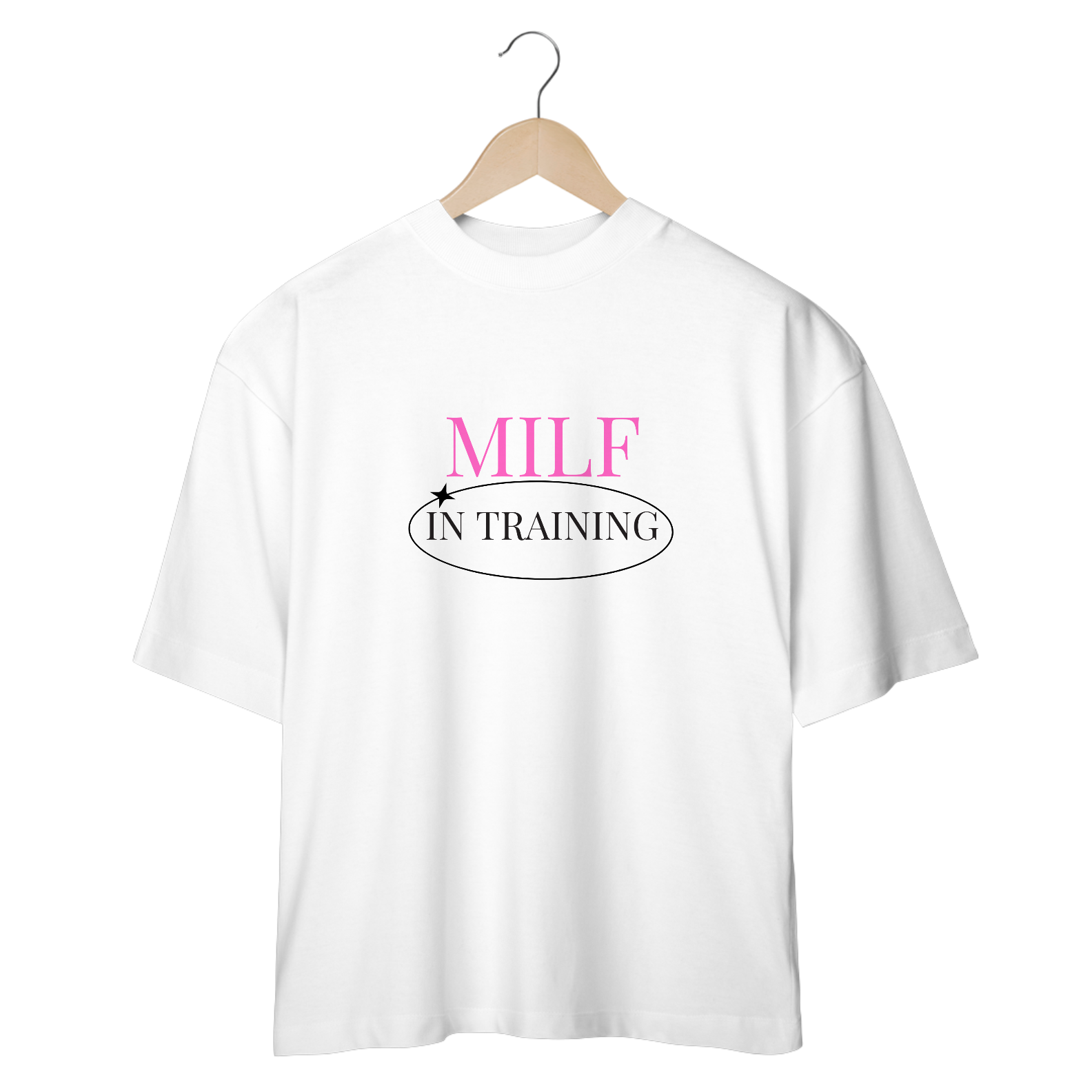 Nome do produto: Camiseta Oversized - Milf In Training