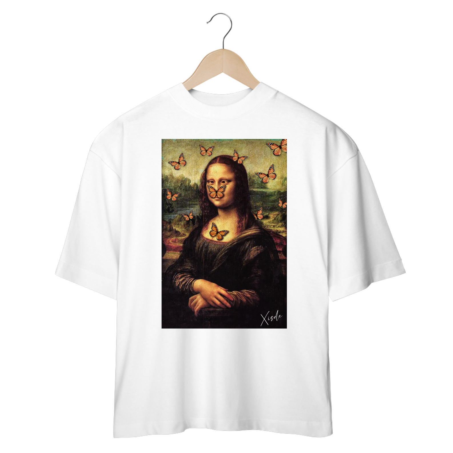Nome do produto: Camiseta oversize - Monalisa com borboletas