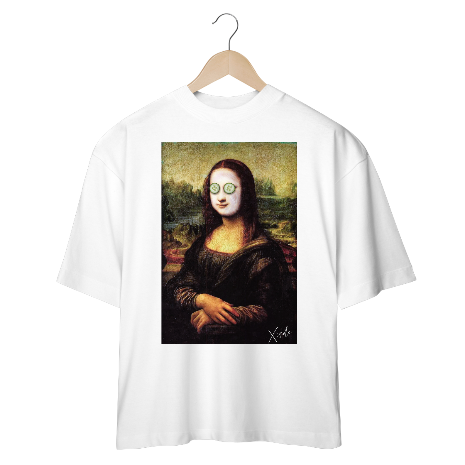 Nome do produto: Camiseta oversize - Monalisa com pipino nos olhos