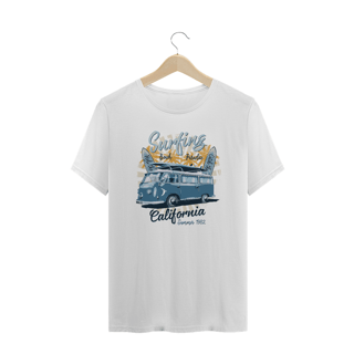 Camiseta Plus Size Kombi Modelo 1 - Surfing Beach California
