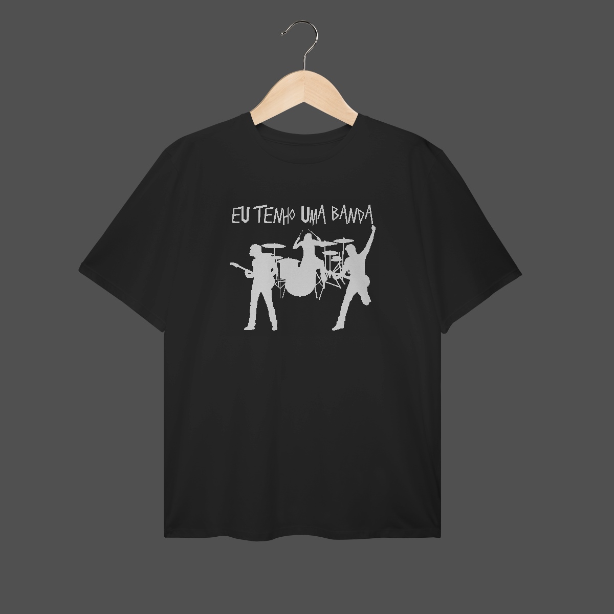 Camiseta Plus Size | Eu Tenho Uma Banda