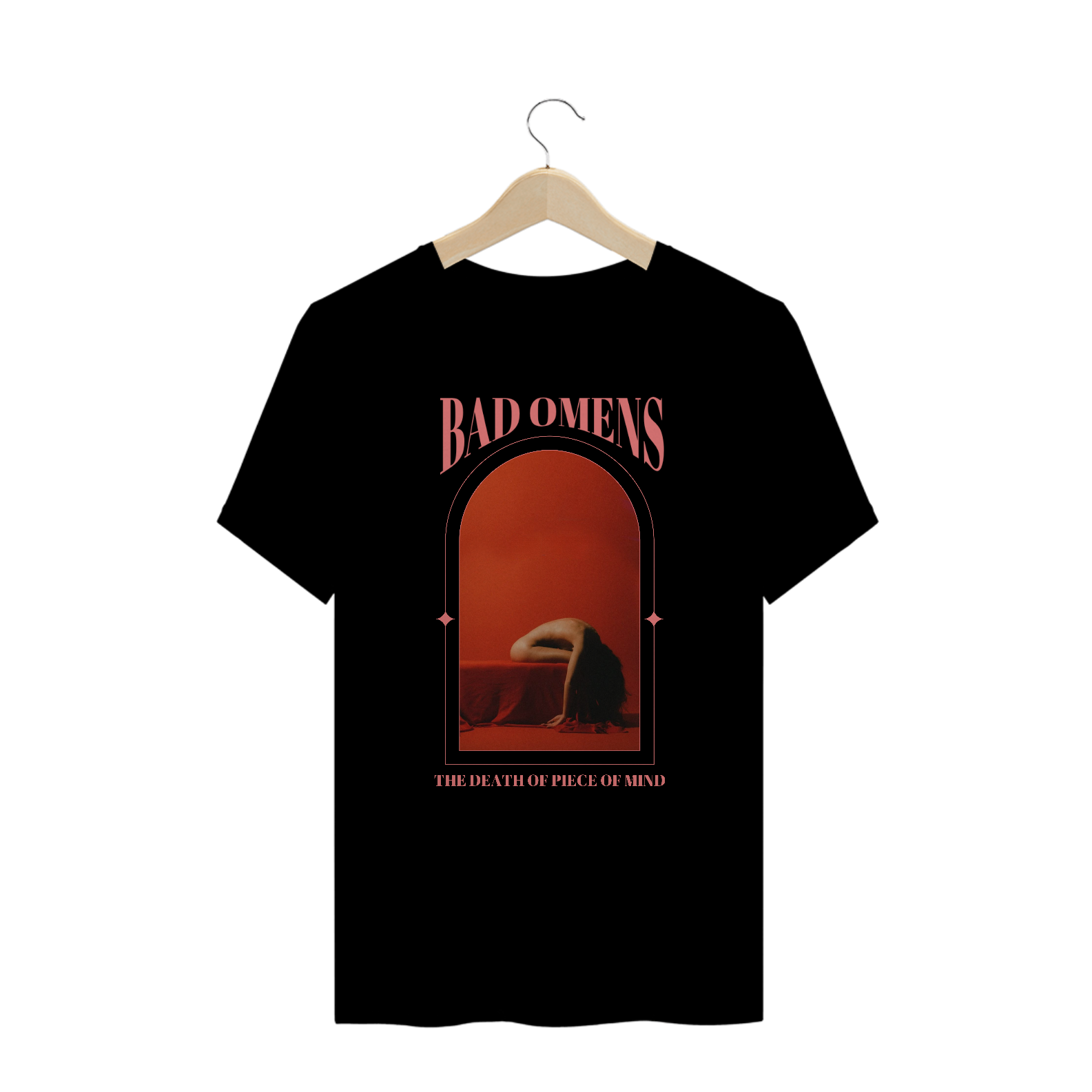 [Plus Size] CAMISETA BAD OMENS