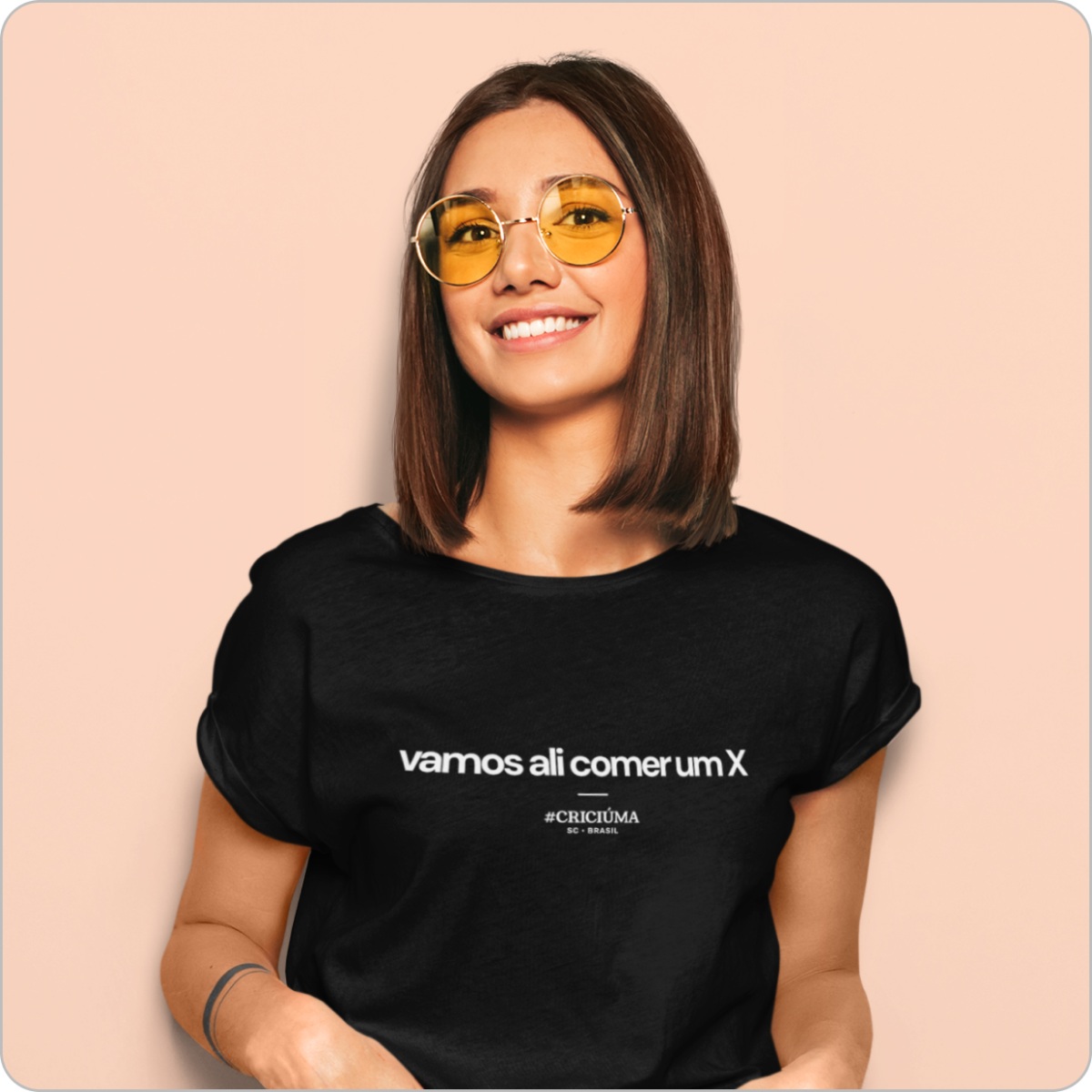 Nome do produto: Camisa Unissex - Vamos ali comer um X