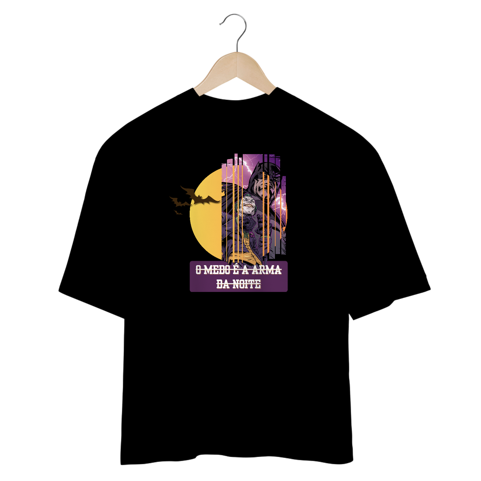 Camiseta Oversize O medo é a arma da noite