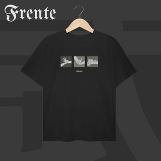 Camiseta Plus Size - Mão de vaca | Arte no peito