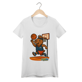 Camiseta Capivara Jogando Basquete - feminina