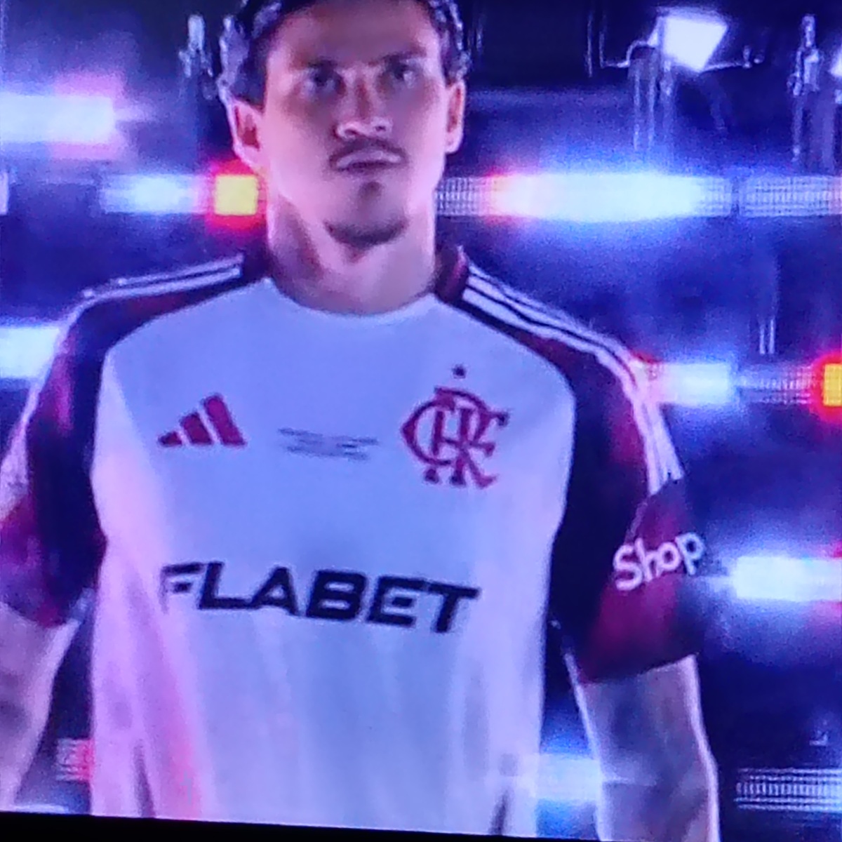 Nome do produto: camisas e bonés masculinos 