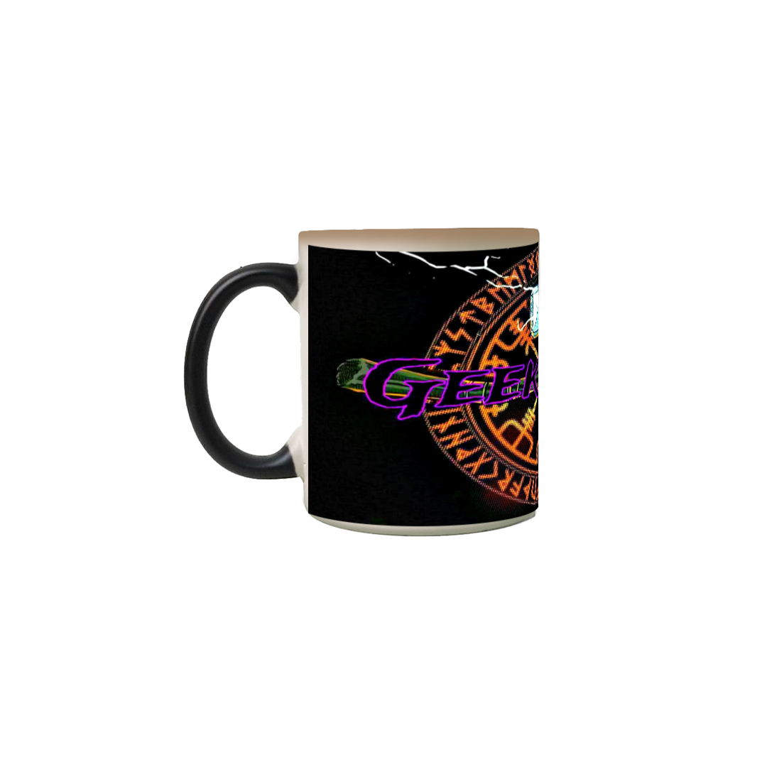 Nome do produto: caneca magica geek world