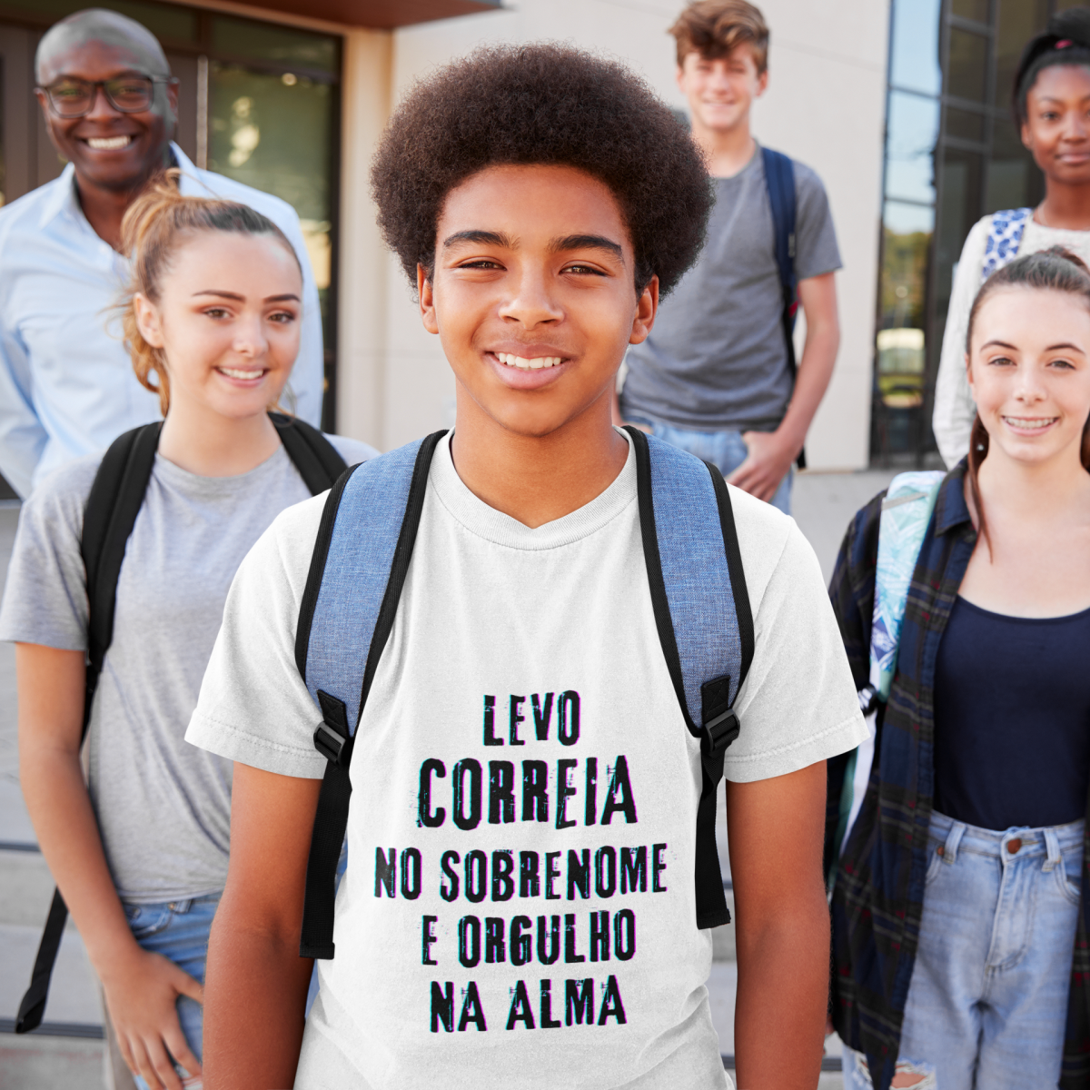Camiseta Unissex Infanto-Juvenil Correia no Nome, Orgulho na Alma (Malha Quality)
