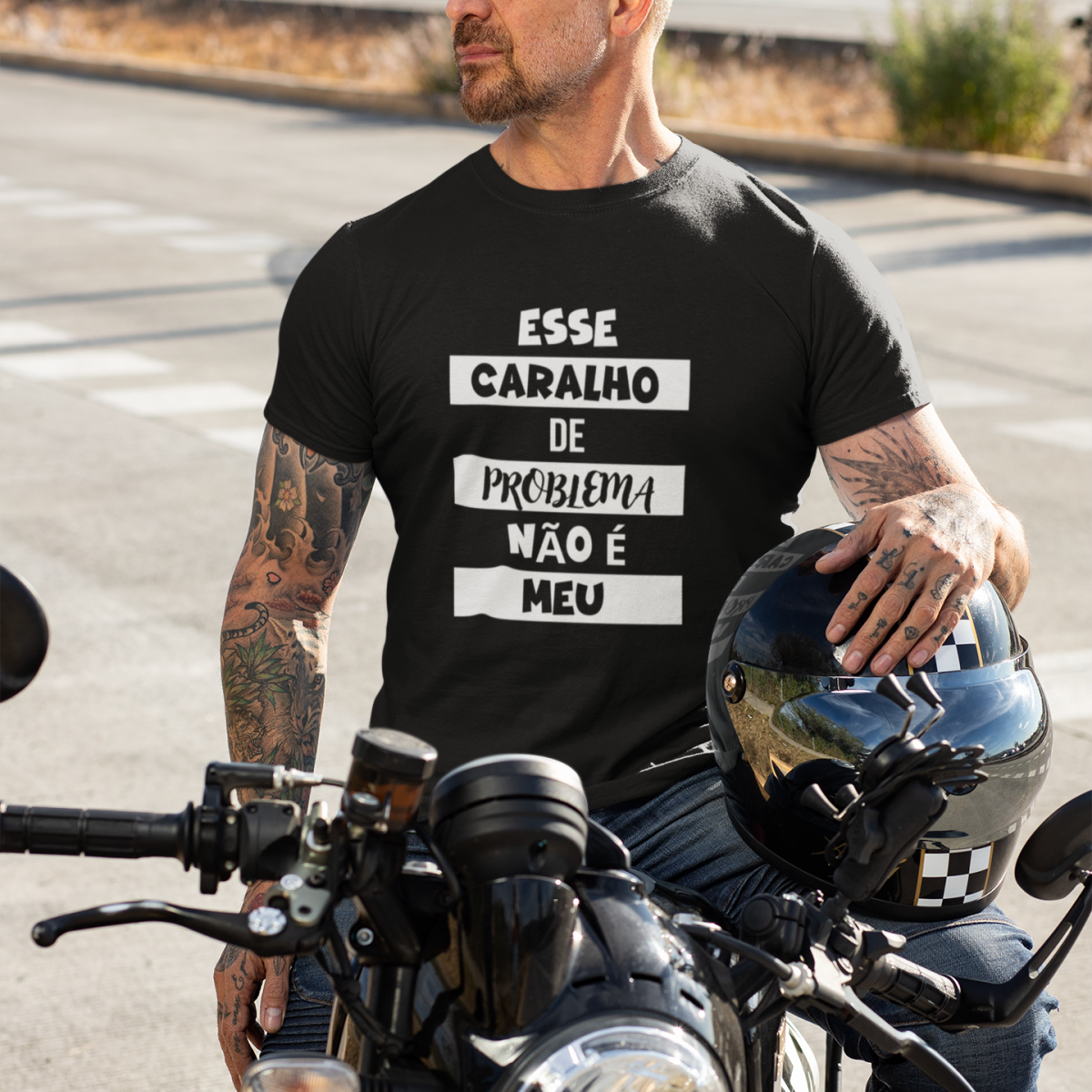 Camiseta preta Esse Caralho de Problema não é meu